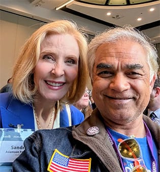 Dr. Vimal Nanavati with AMA President Dr. Sandra Adamson Fryhofer